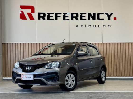 TOYOTA ETIOS 1.3 X 16V FLEX 4P AUTOMÁTICO TOYOTA ETIOS 1.3 X 16V FLEX 4P AUTOMÁTICO